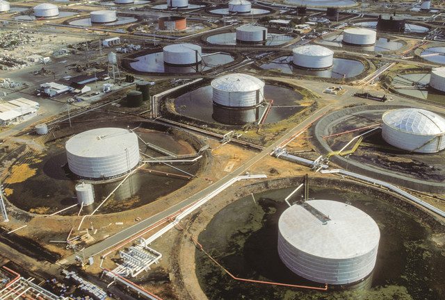 US allows Venezuelan oil exports – Reuters
