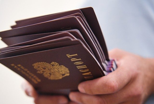 Seeking Russian passport could mean jail for Ukrainians
