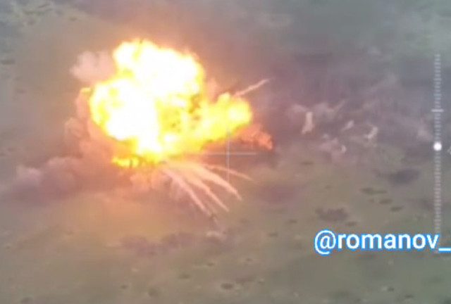 Video purports to show Russian ‘kamikaze tank’ attack