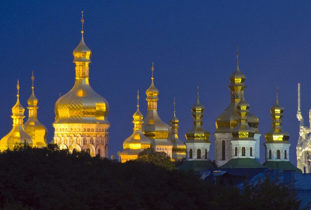 Kiev orders closure of Christian churches