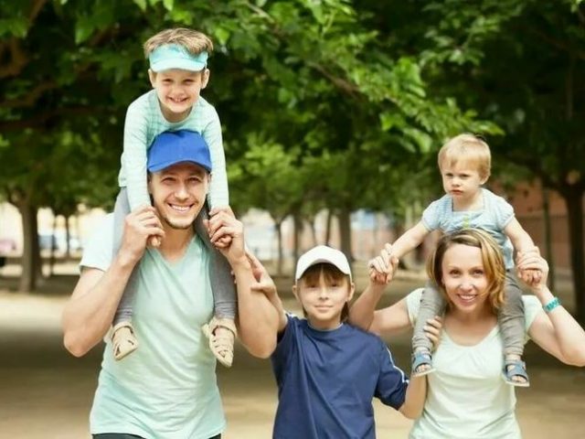 Parents with Many Children: Freedom to Take Vacation When You Want It, if this Russian Law Passes