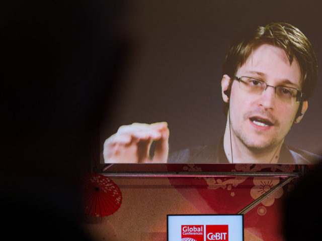 Paris’ justice minister backs accepting Snowden, who floats taking refuge in France
