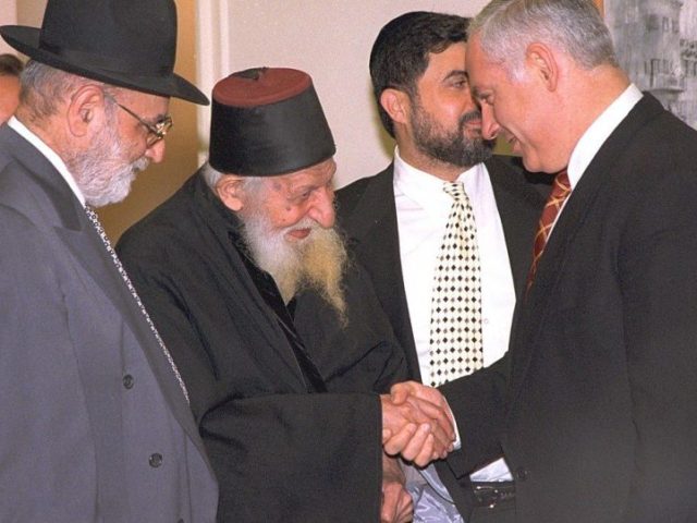 Kabbalist Mystic Rabbi Predicted Bibi-Gantz Showdown Would End in Politicians ‘Fighting in Heaven’
