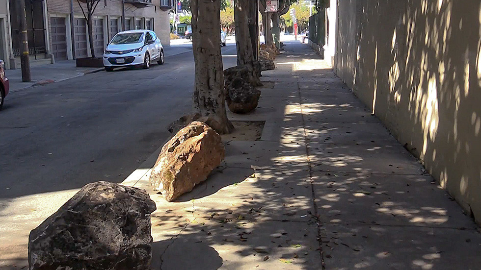 The anti-homeless rocks of Mission Dolores Ruptly