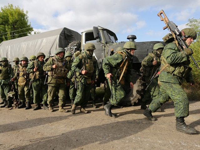 Militia of Donetsk People’s Republic Starts Troops Disengagement Near Petrivske