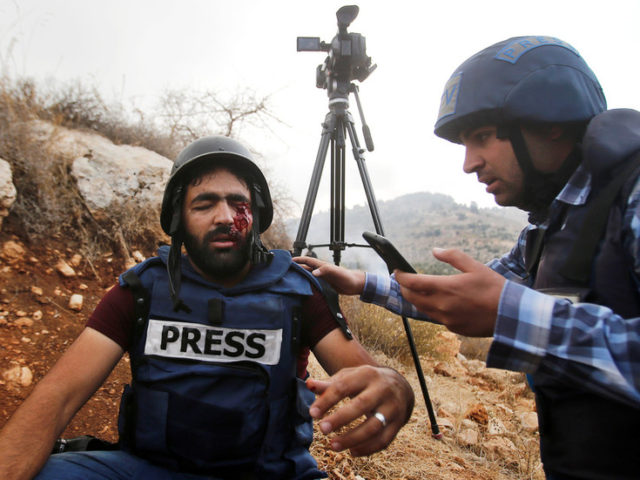 Palestinian journalist loses an eye after being hit by Israeli rubber bullet at West Bank land seizure protest (GRAPHIC)