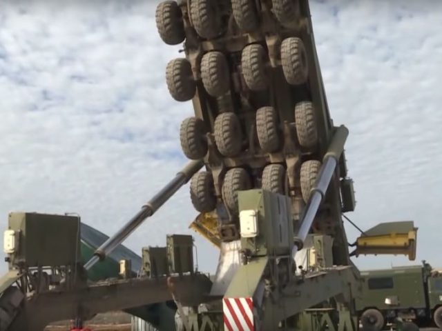 Steady Now! Watch Russia’s Strategic Forces Slowly Lower 50 Tonne Yars Missile Into Silo