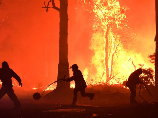Videos: Aussies Struggle to Contain Bushfires as ‘Mega’ Blaze Emerges Along Coastline