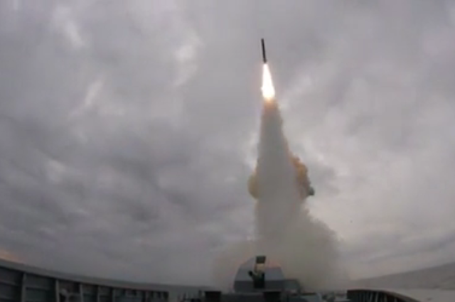 250km in 2 min: WATCH Russian frigate fire Kalibr missile during Black Sea drill