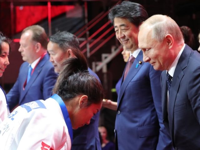 There should be Hikiwake: Putin describes solution for Russia-Japan island dispute in Judo terms