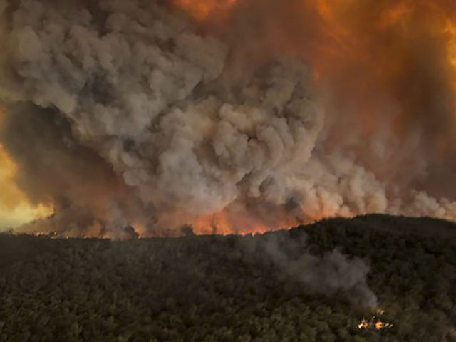 Videos: Australian Bushfires Merge Into 1.5 Million-Acre Blaze