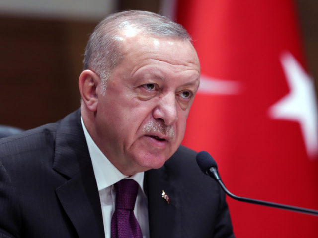 Erdogan decries ‘treason’ of Arab countries that back Trump’s Middle East plan