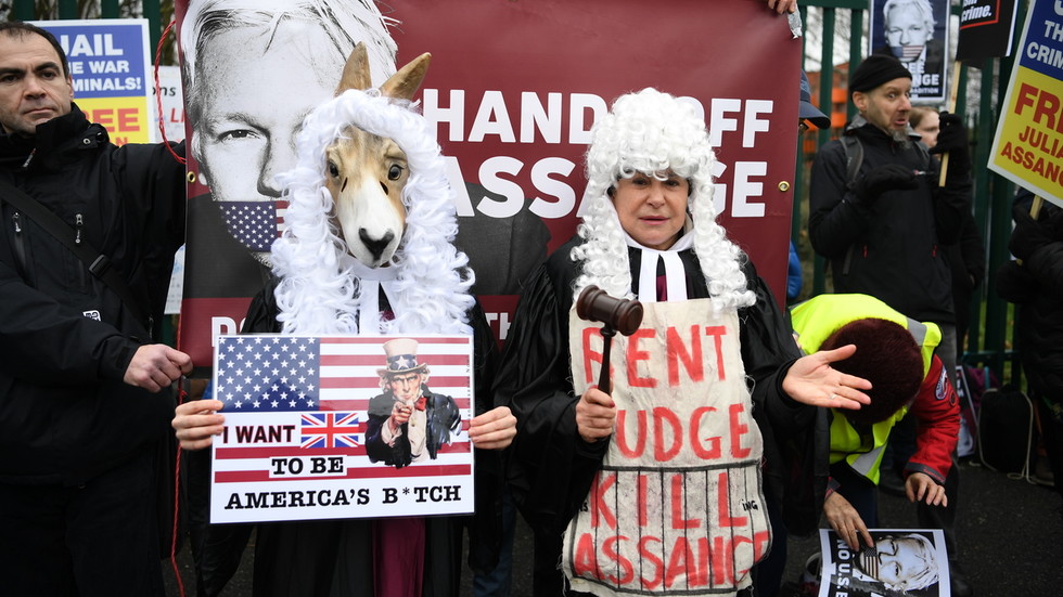 Supporters of Julian Assange have staged
