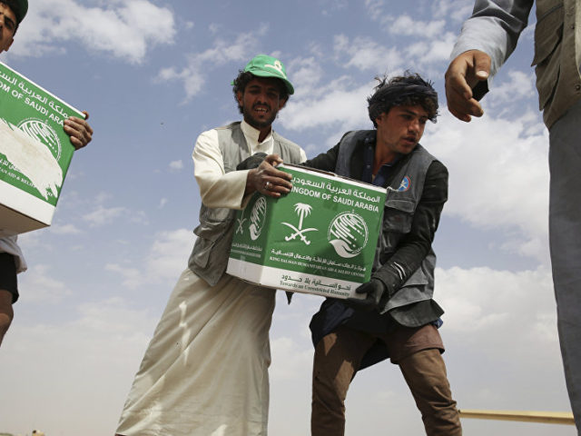 US Threatens Yemen Aid Withdrawal Over Houthi Tax on Donations
