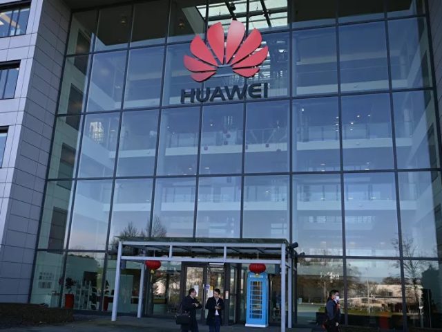 Huawei: Boris Johnson Bracing for First Parliamentary Rebellion Over 5G Bill