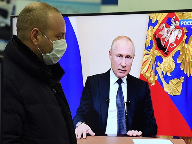 Holiday week, financial support for Covid-19 victims & taxes for rich: Putin lays out emergency virus plan
