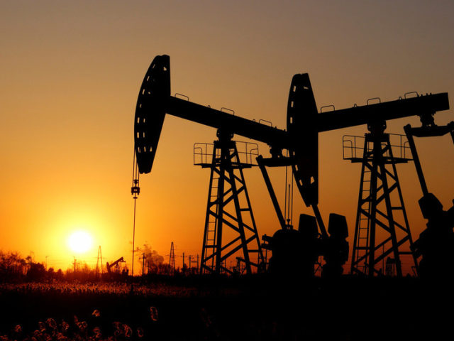 Oil price crash not catastrophic for Russian economy — Kremlin