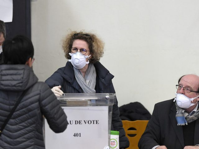 ‘Why risk so many lives?’ asks French town councilor, as several mayors reported dead of coronavirus after non-banned election