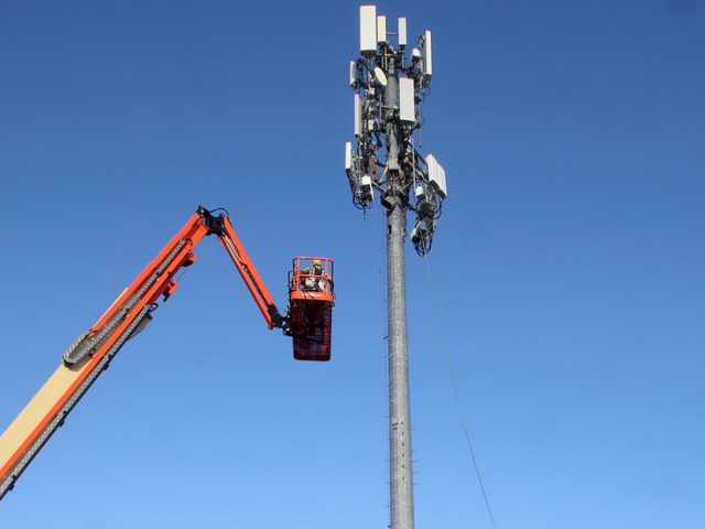 Anti-5G fever spreads to the Netherlands as towers suffer ‘arson and sabotage’