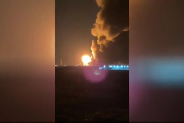 Mexican chemical plant RIPPED APART by huge blast as locals flee for their lives (VIDEOS)