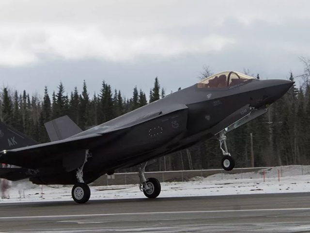 Pentagon, Lockheed Martin Tone Down F-35 Stealth Coating’s ‘Bubbling and Blistering’ Issue