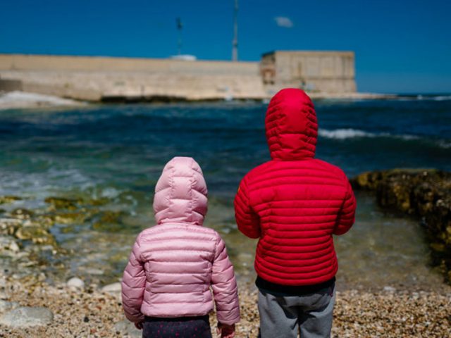 Covid-19 crisis leaves 700,000 children without sufficient food in Italy – report