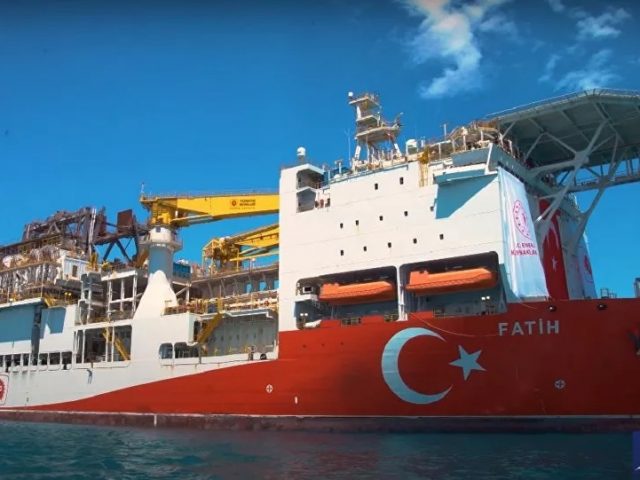 Turkish Drilling Vessel Fatih Begins Gas Exploration in Black Sea