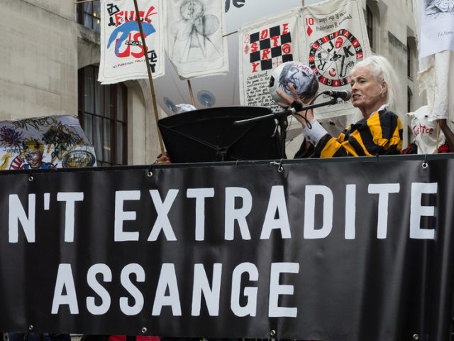 London court resumes Assange hearing amid worldwide protests against his extradition to US