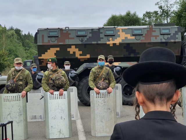‘Humanitarian crisis’ unfolds on Ukraine-Belarus border as Jewish pilgrims left stranded after Kiev tightens Covid-19 restrictions