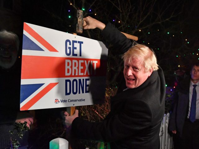 Ultimate argument? ‘Rogue PM’ Johnson to renege on key parts of Brexit deal, ‘taking N. Ireland hostage’