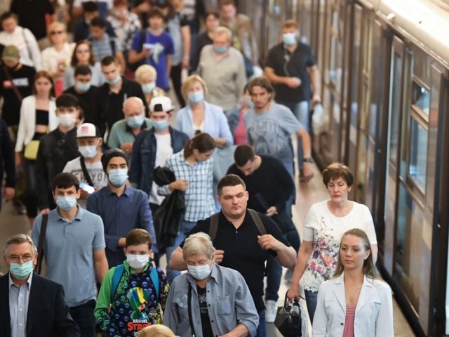 Deaths from coronavirus & effect of pandemic on immigration sees Russian population predicted to drop by 158,000