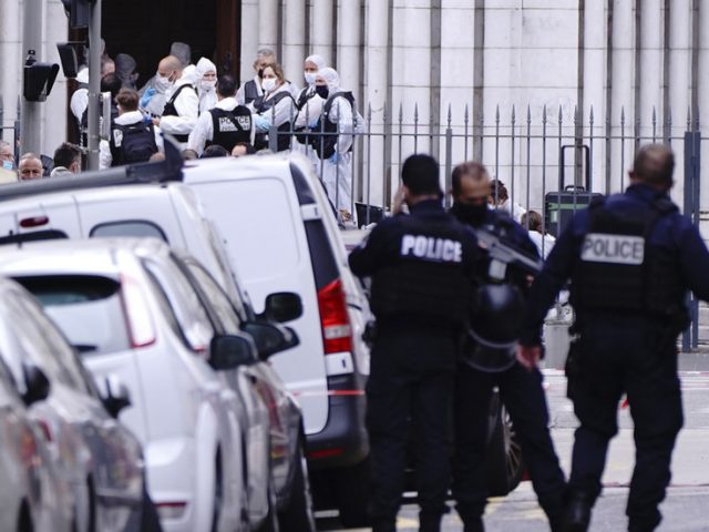 Police take down Nice church attacker in hail of bullets (VIDEO)