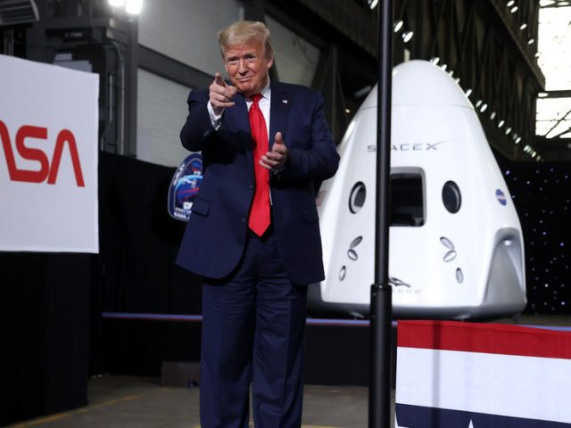Trump critics lose it as ‘permanent manned presence on the Moon’ and trip to Mars listed as Republican priorities
