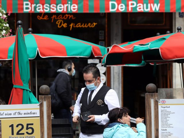 Brussels clamps down on socializing as cafes and bars to shut for a month amidst fresh coronavirus spike