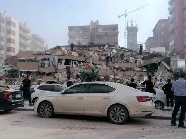 Buildings collapse in Turkey as deadly earthquake rocks Aegean sea (VIDEOS)
