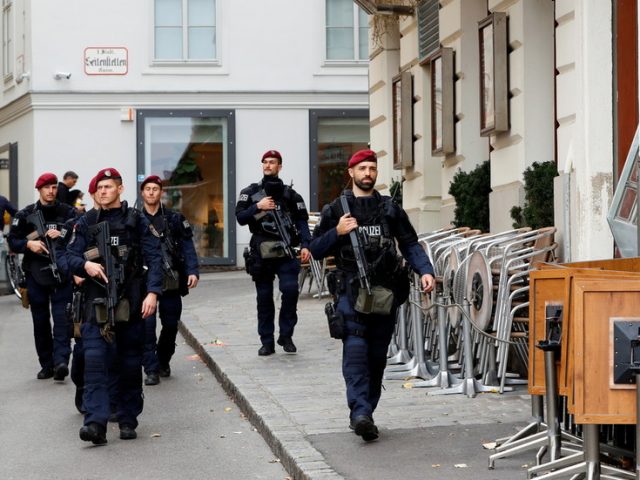 Austria to close ‘radical mosques’ following deadly terrorist attack in Vienna