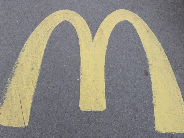 Fast food emergency: Australian police catch man breaching Covid-19 quarantine to go to McDonald’s (VIDEO)
