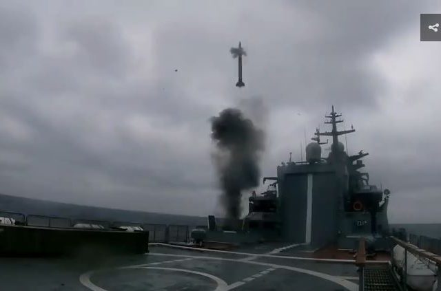 Western media claims Russian missile tests mean Moscow preparing for NUCLEAR WAR… as US fires Tomahawks from warship (VIDEO)