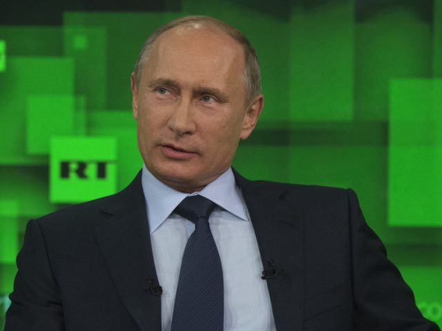 ‘You’re not afraid of asking uncomfortable questions’: President Putin marks RT’s 15 years on air