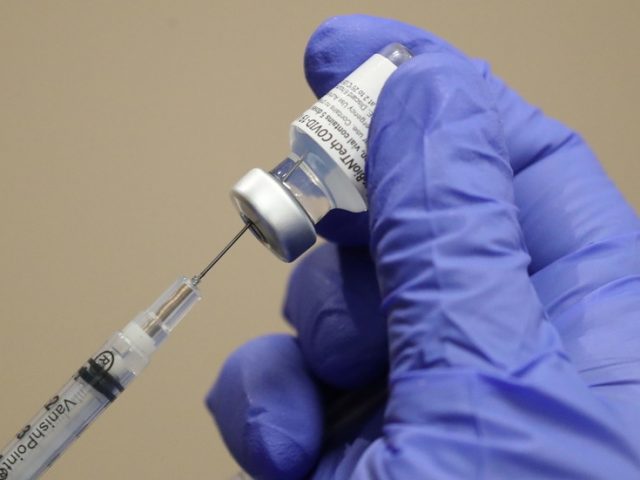 ‘If you compare risks, you’ll take a vaccine’: Renowned US physician says Covid-19 jabs are ‘quite safe’ (VIDEO)