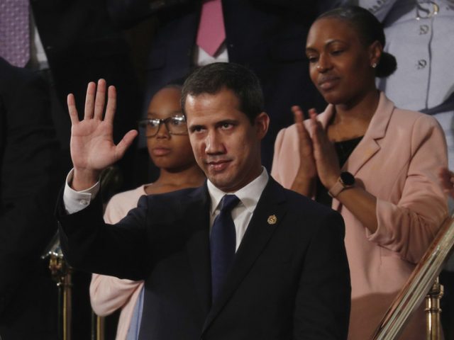 Twitter lists Guaido among ‘world leaders’ condemning Capitol takeover… forgets his attempt to storm Venezuelan parliament