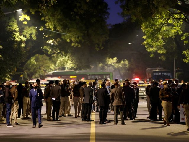 Blast outside Israeli embassy in New Delhi, no injuries reported but several cars damaged (VIDEO)
