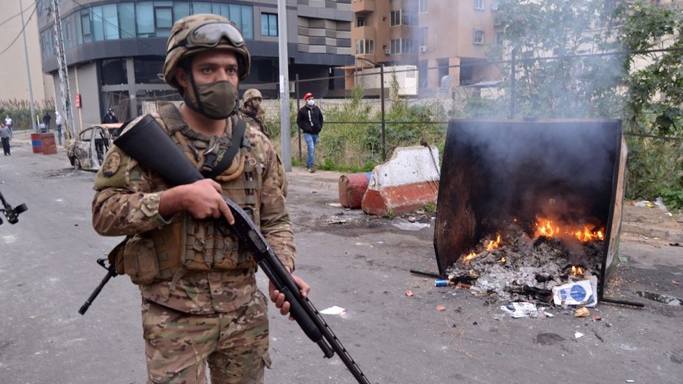 At least nine Lebanese soldiers