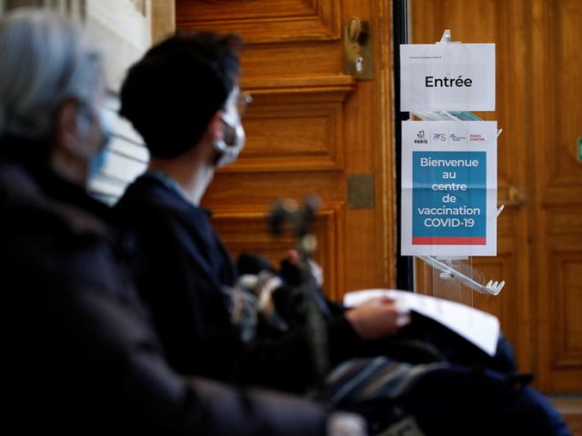 Paris hospital officials warn of tough months ahead, urge stronger measures to curb coronavirus