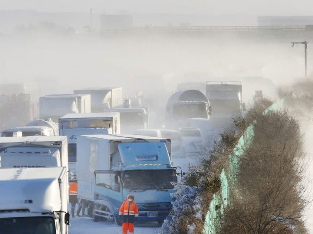 Heavy snow causes deadly pileup involving more than 130 cars on Japanese expressway (VIDEO)