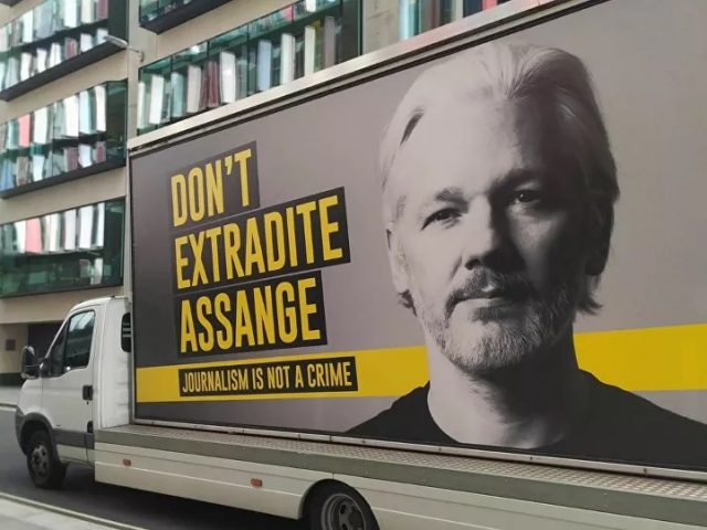Snubbing Civil Liberties Groups, Biden’s DOJ Plans to Pursue Assange Extradition From UK
