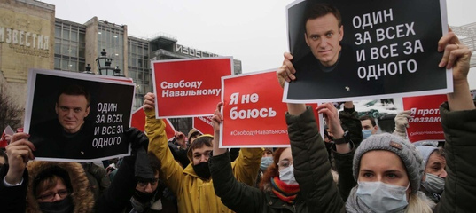 Who Is Responsible for Stirring up Anti-Putin Protests in Russia?