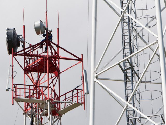 Posts alleging ‘health danger’ from 5G towers land Russian citizen fine for disinfo as new ‘super fast’ network piloted in Moscow