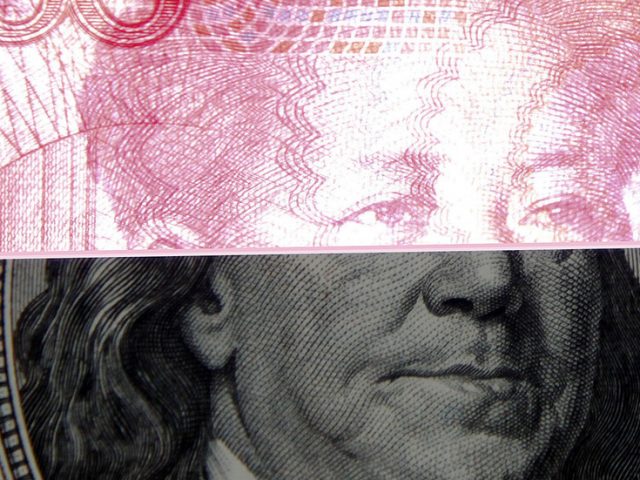 US dollar weakens to 3yr low against Chinese yuan