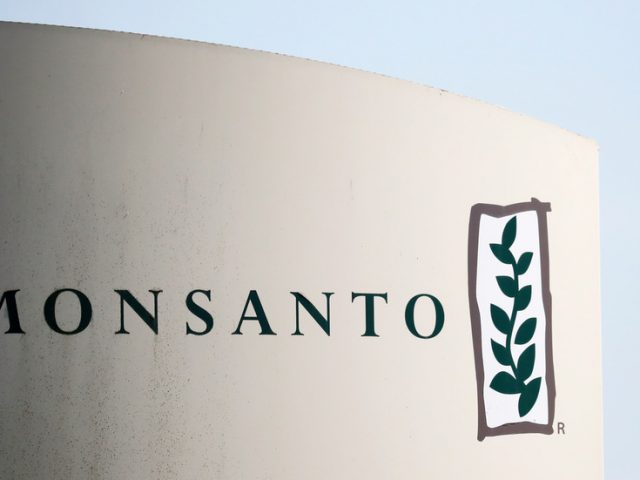 French data regulator hits Monsanto with $472,000 fine for illegally compiling watch list to secure support during weed killer row